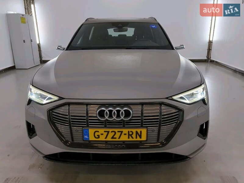 Внедорожник / Кроссовер Audi e-tron 2019 в Коломые