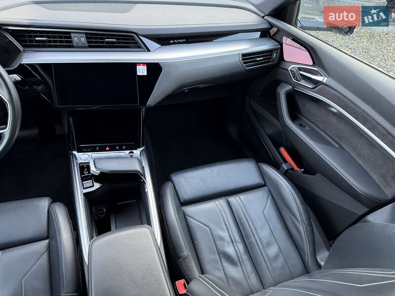 Внедорожник / Кроссовер Audi e-tron 2019 в Коломые