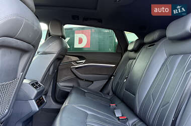 Внедорожник / Кроссовер Audi e-tron 2019 в 