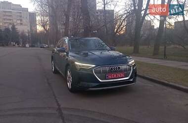 Внедорожник / Кроссовер Audi e-tron 2019 в Киеве