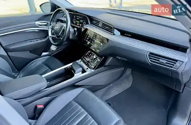 Audi e-tron 2020