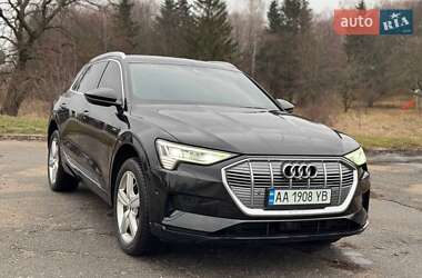 Внедорожник / Кроссовер Audi e-tron 2019 в 