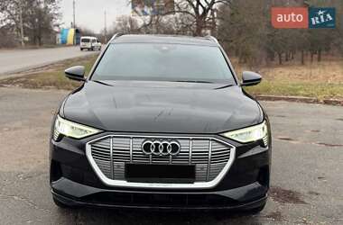 Audi e-tron 2019