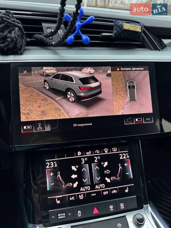 Позашляховик / Кросовер Audi e-tron 2019 в Києві