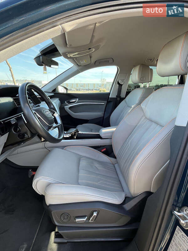 Внедорожник / Кроссовер Audi e-tron 2019 в Одессе фото 5 Внедорожник / Кроссовер Audi e-tron 2019 в Одессе