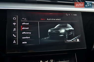 Позашляховик / Кросовер Audi e-tron 2019 в 