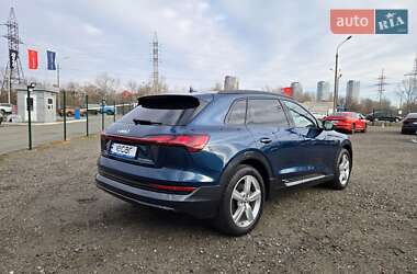 Внедорожник / Кроссовер Audi e-tron 2020 в Киеве