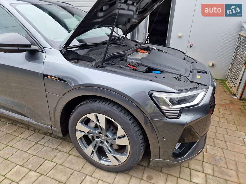 Audi e-tron 2020