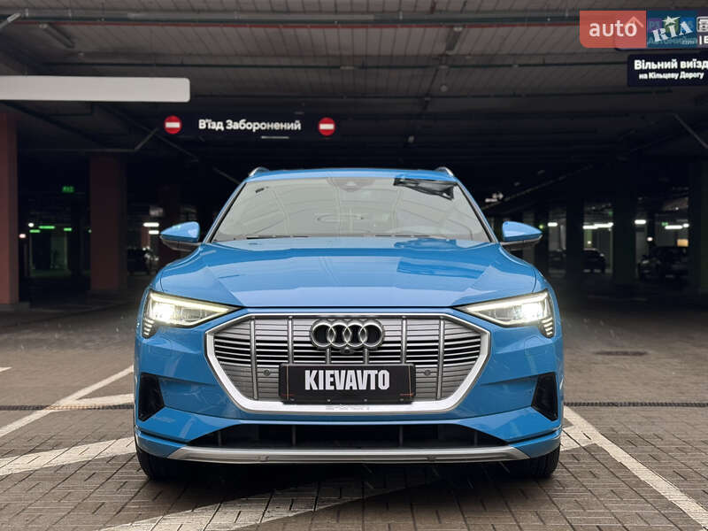 Позашляховик / Кросовер Audi e-tron 2019 в Києві