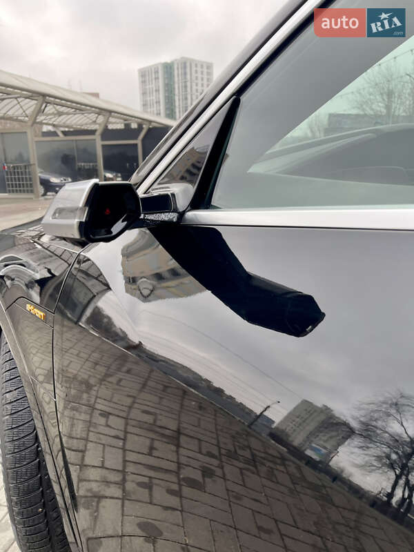 Позашляховик / Кросовер Audi e-tron 2019 в Дніпрі фото 50 Позашляховик / Кросовер Audi e-tron 2019 в Дніпрі