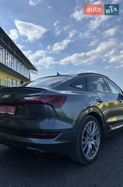 Внедорожник / Кроссовер Audi e-tron 2020 в 