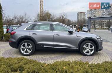 Позашляховик / Кросовер Audi e-tron 2021 в Львові