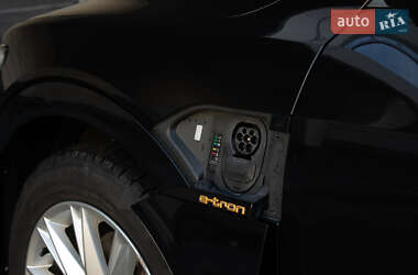 Внедорожник / Кроссовер Audi e-tron 2019 в 
