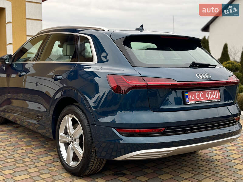 Позашляховик / Кросовер Audi e-tron 2020 в Львові