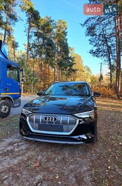 Audi e-tron 2019