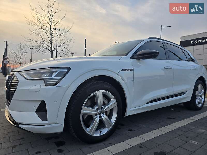 Внедорожник / Кроссовер Audi e-tron 2020 в Мукачево