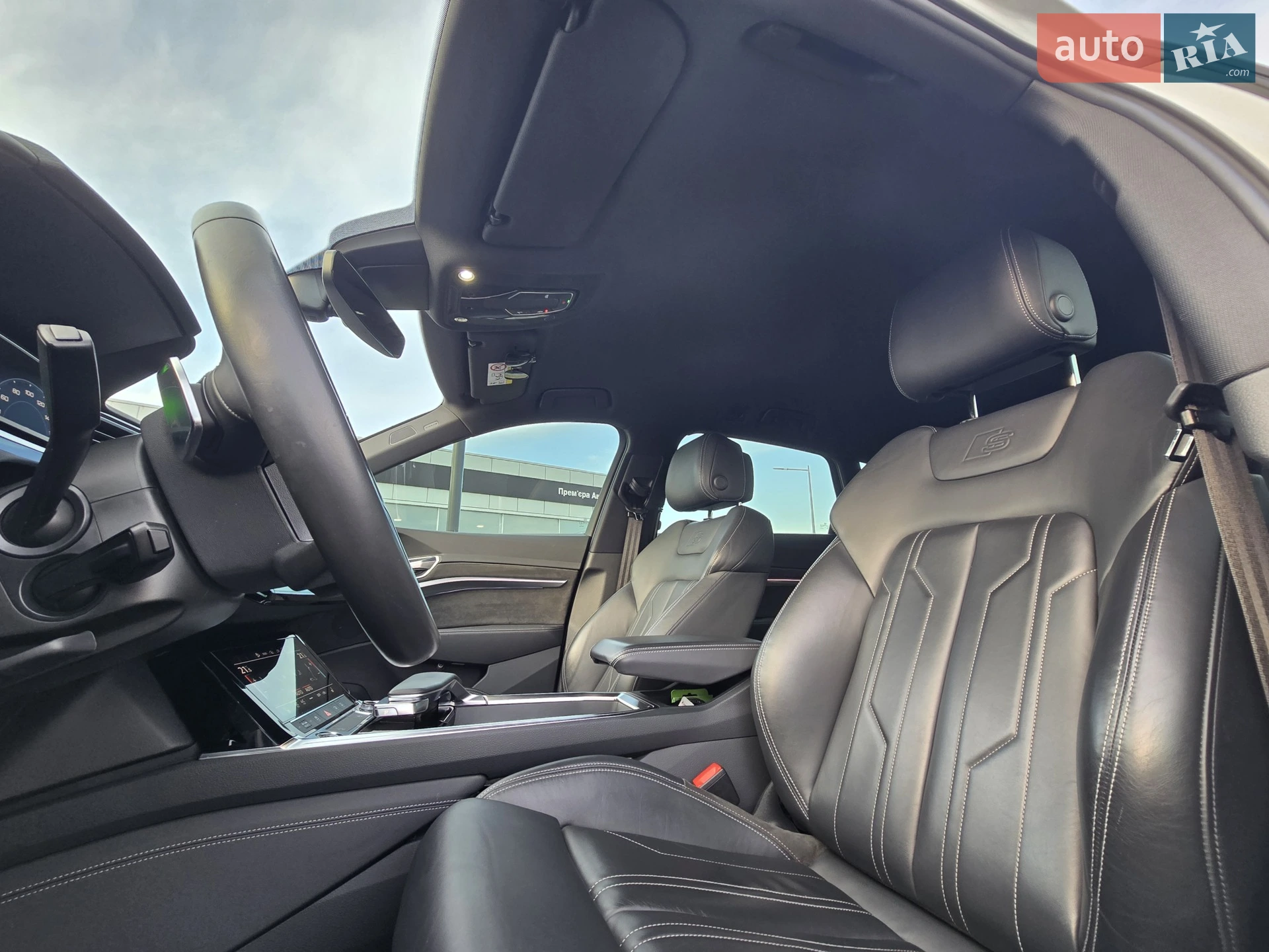 2020 Audi e-tron - мініатюра 25