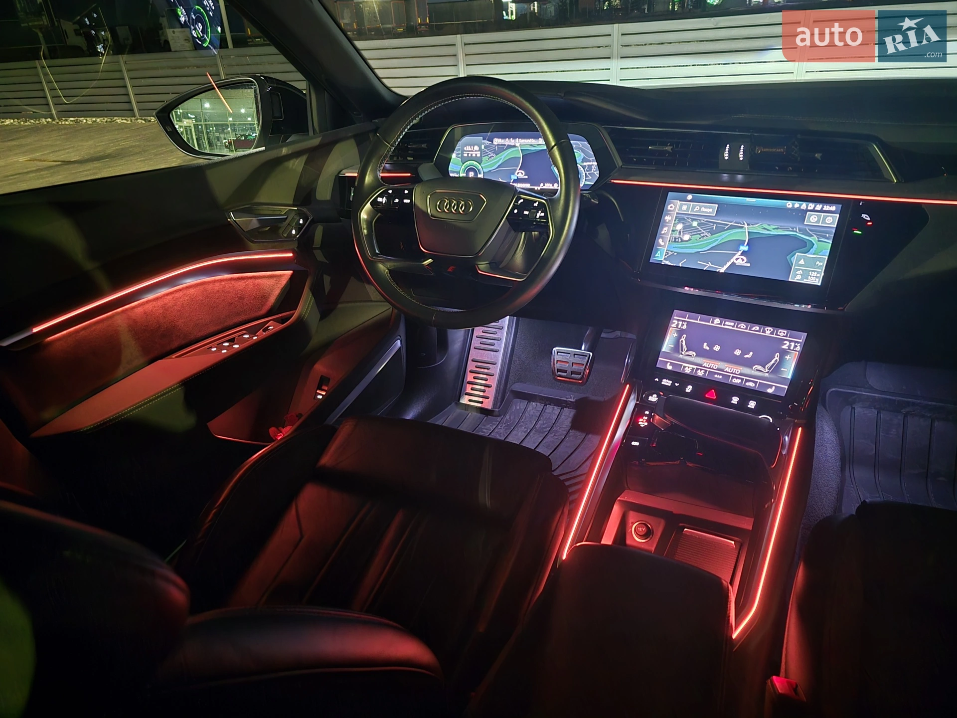 2020 Audi e-tron - мініатюра 30