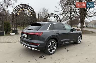 Внедорожник / Кроссовер Audi e-tron 2019 в 