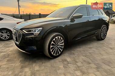 Audi e-tron 2019