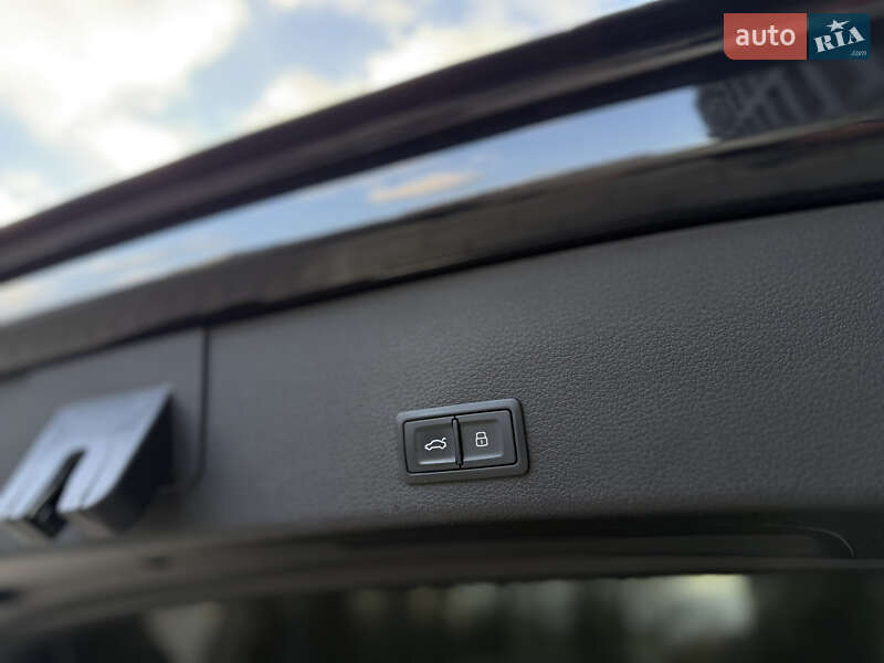 Позашляховик / Кросовер Audi e-tron 2018 в Львові фото 62 Позашляховик / Кросовер Audi e-tron 2018 в Львові