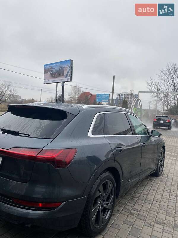 Внедорожник / Кроссовер Audi e-tron 2022 в Кропивницком фото 25 Внедорожник / Кроссовер Audi e-tron 2022 в Кропивницком