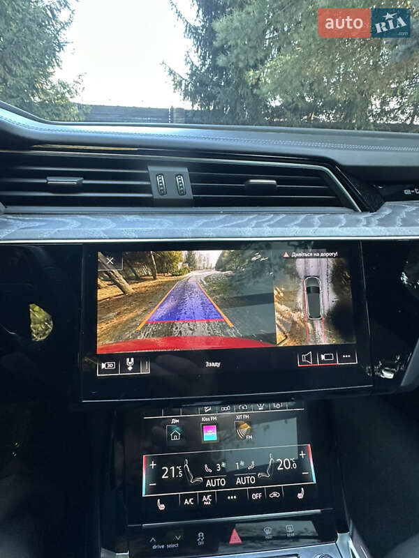 Внедорожник / Кроссовер Audi e-tron 2020 в Киеве