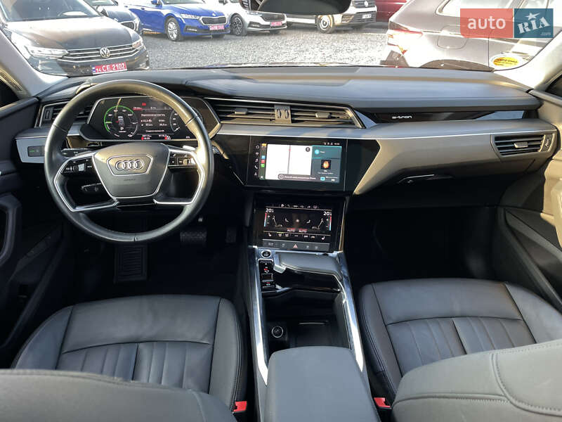 Позашляховик / Кросовер Audi e-tron 2021 в Львові