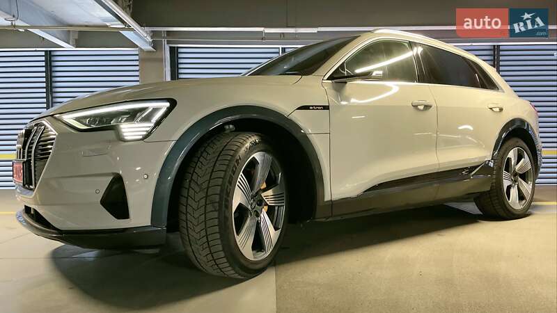 Внедорожник / Кроссовер Audi e-tron 2020 в Виннице фото 7 Внедорожник / Кроссовер Audi e-tron 2020 в Виннице