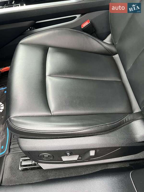 Внедорожник / Кроссовер Audi e-tron 2019 в Львове фото 22 Внедорожник / Кроссовер Audi e-tron 2019 в Львове