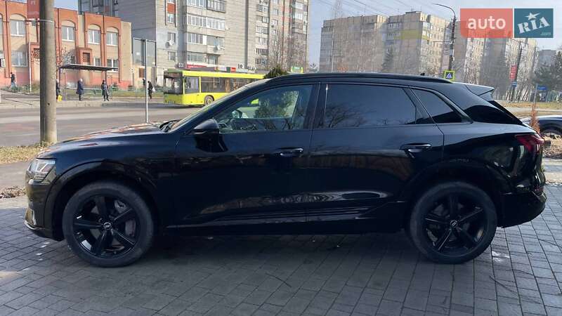 Внедорожник / Кроссовер Audi e-tron 2019 в Львове