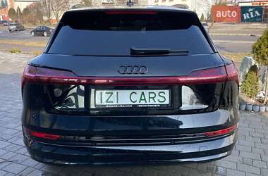 Внедорожник / Кроссовер Audi e-tron 2019 в 
