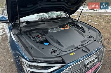 Позашляховик / Кросовер Audi e-tron 2022 в Києві