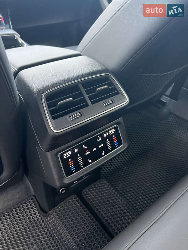 Внедорожник / Кроссовер Audi e-tron 2021 в Буковеле