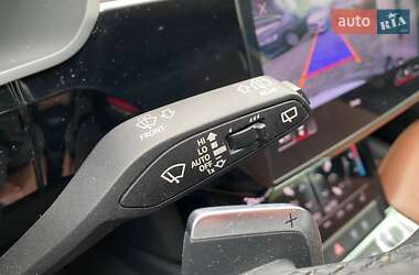 Внедорожник / Кроссовер Audi e-tron 2021 в 