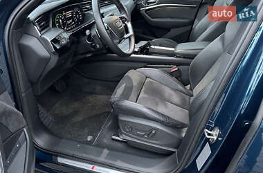 Audi e-tron 2019