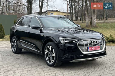 Audi e-tron 2019