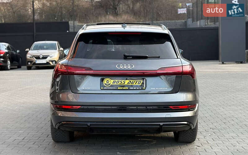 Внедорожник / Кроссовер Audi e-tron 2021 в Черновцах