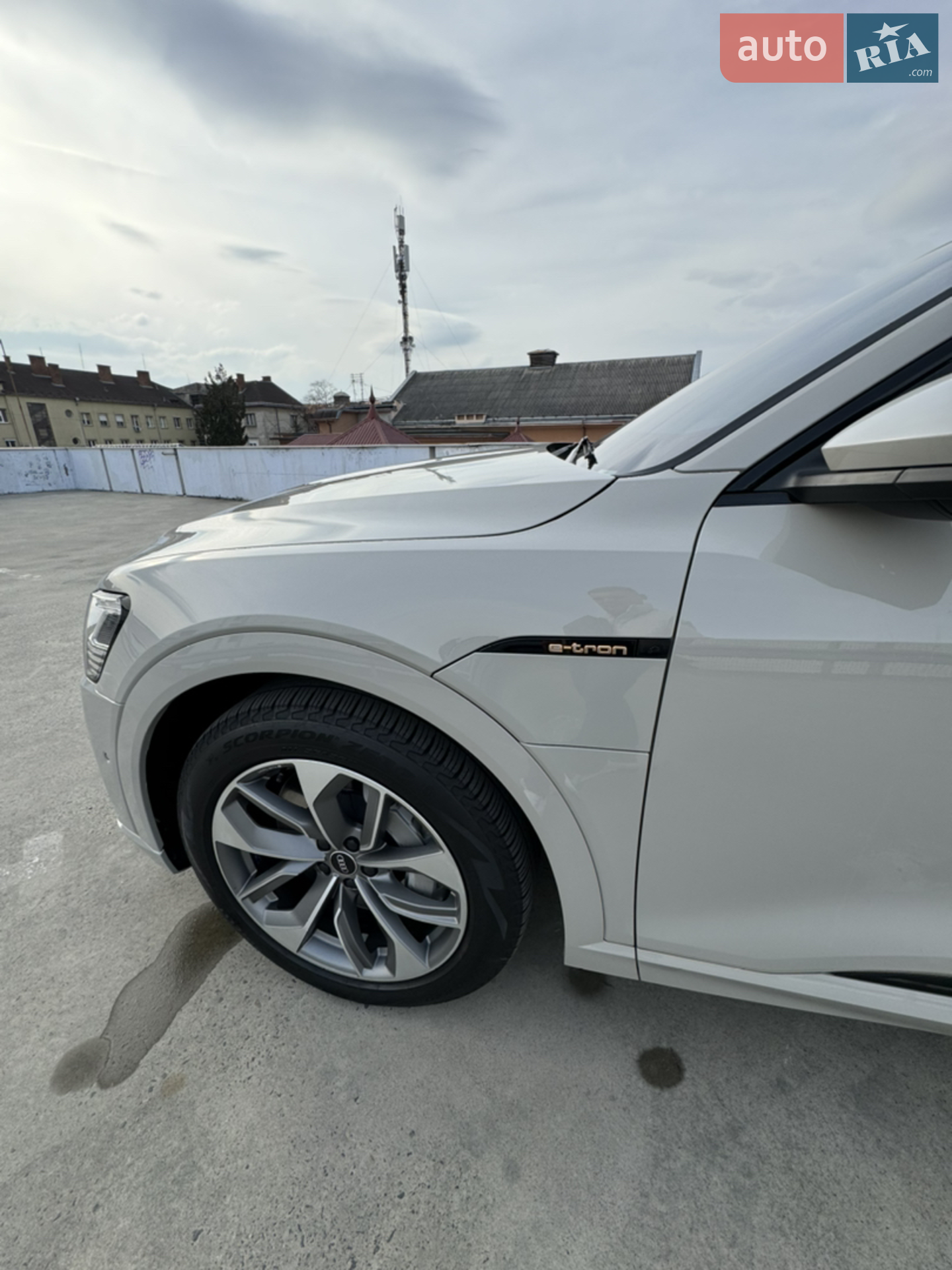 2020 Audi e-tron - мініатюра 11