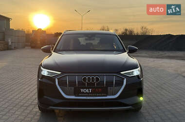 Внедорожник / Кроссовер Audi e-tron 2019 в 