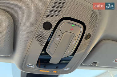 Внедорожник / Кроссовер Audi e-tron 2019 в 