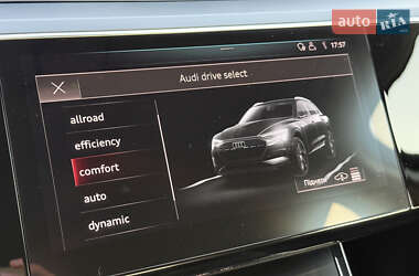 Внедорожник / Кроссовер Audi e-tron 2019 в 