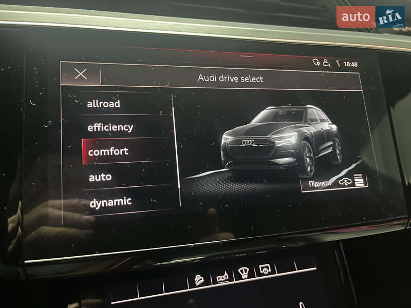 Внедорожник / Кроссовер Audi e-tron 2019 в Стрые