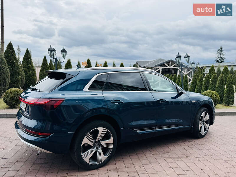 Внедорожник / Кроссовер Audi e-tron 2019 в Стрые