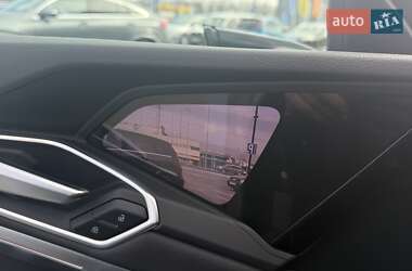 Позашляховик / Кросовер Audi e-tron 2019 в 