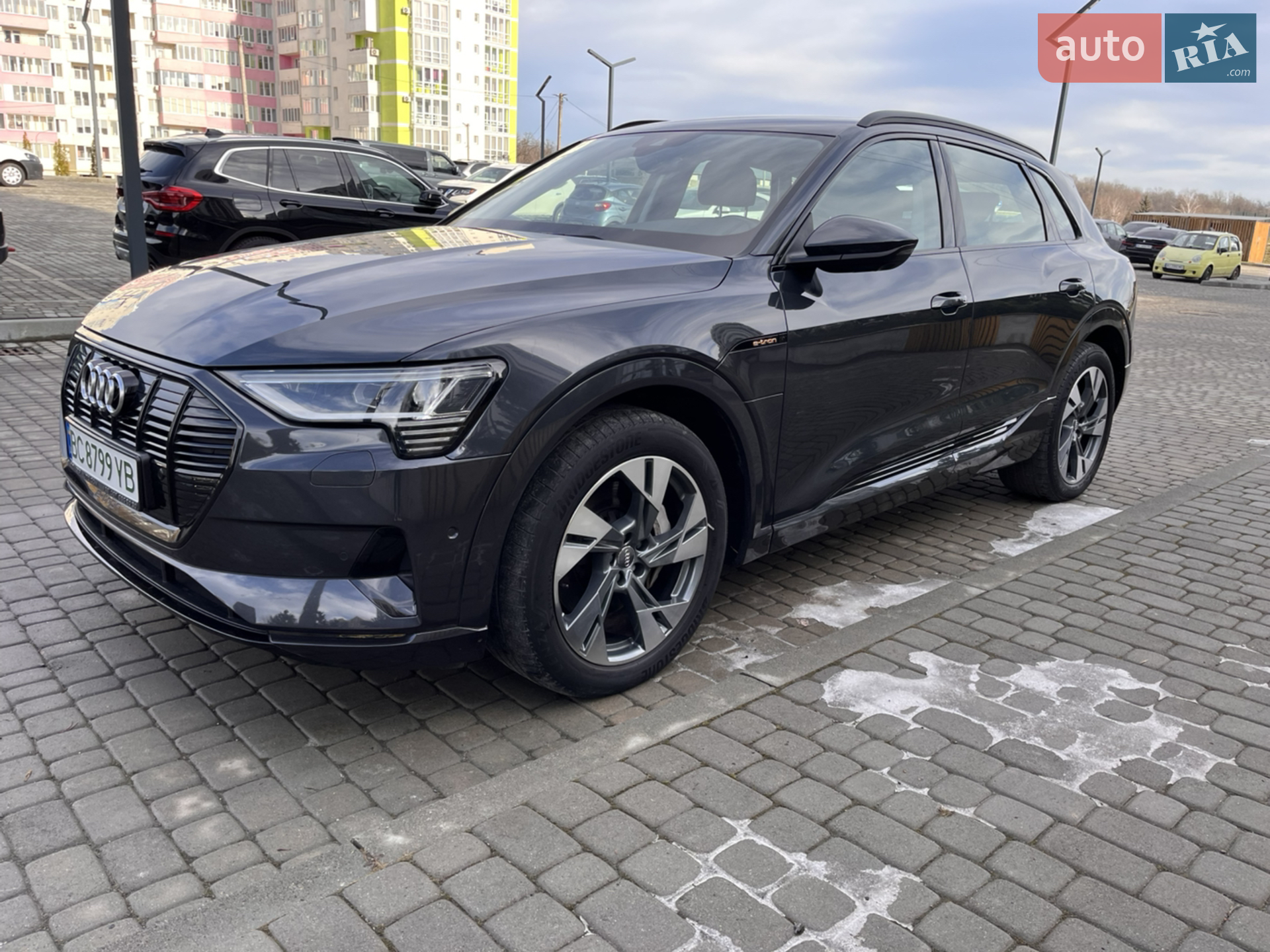 2020 Audi e-tron - мініатюра 80