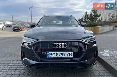 Внедорожник / Кроссовер Audi e-tron 2020 в 
