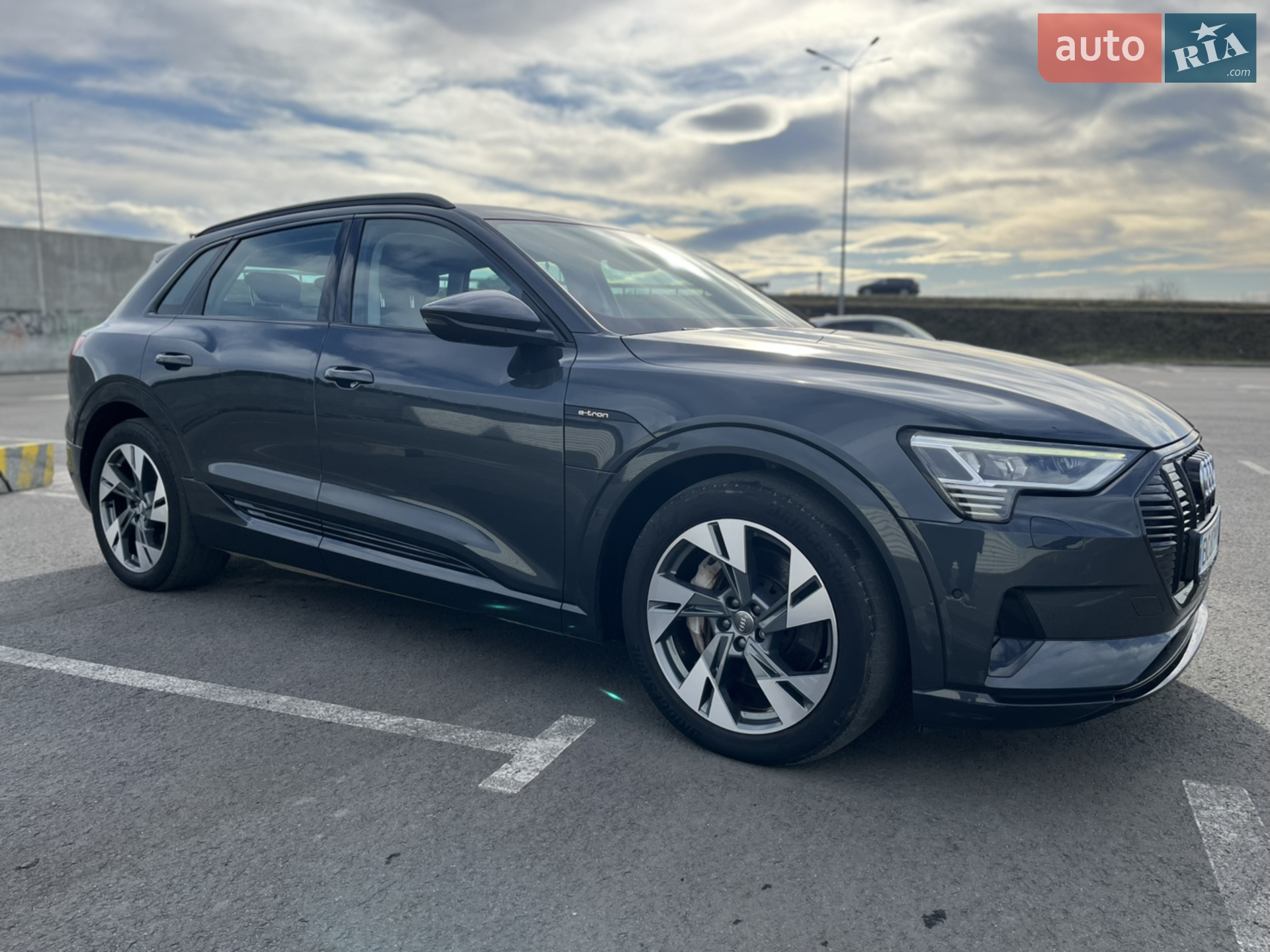 2020 Audi e-tron - мініатюра 114