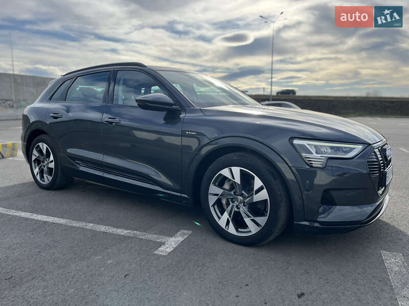 Внедорожник / Кроссовер Audi e-tron 2020 в Львове