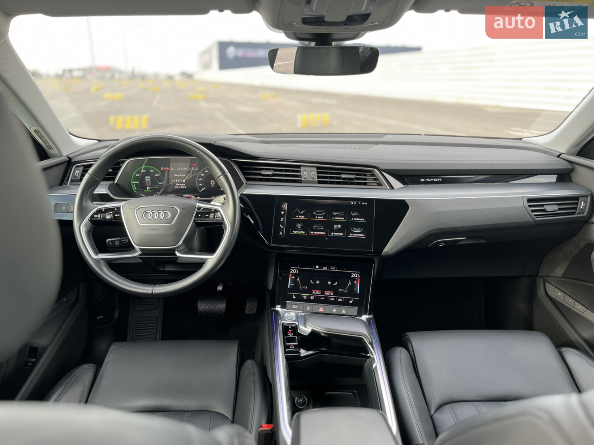 2020 Audi e-tron - мініатюра 121